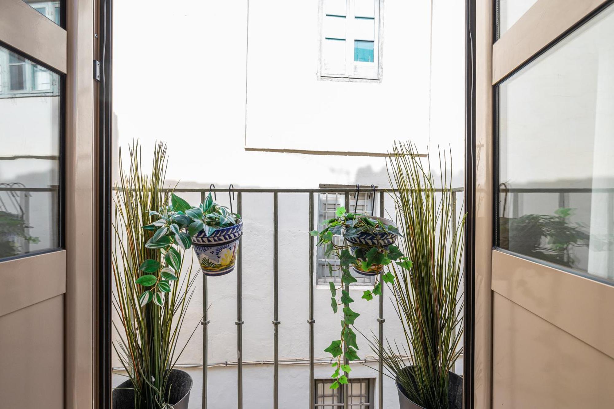 Appartamento H2m Hiniestrosa French Balcony Aacc Wifi